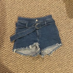 express denim shorts with denim belt